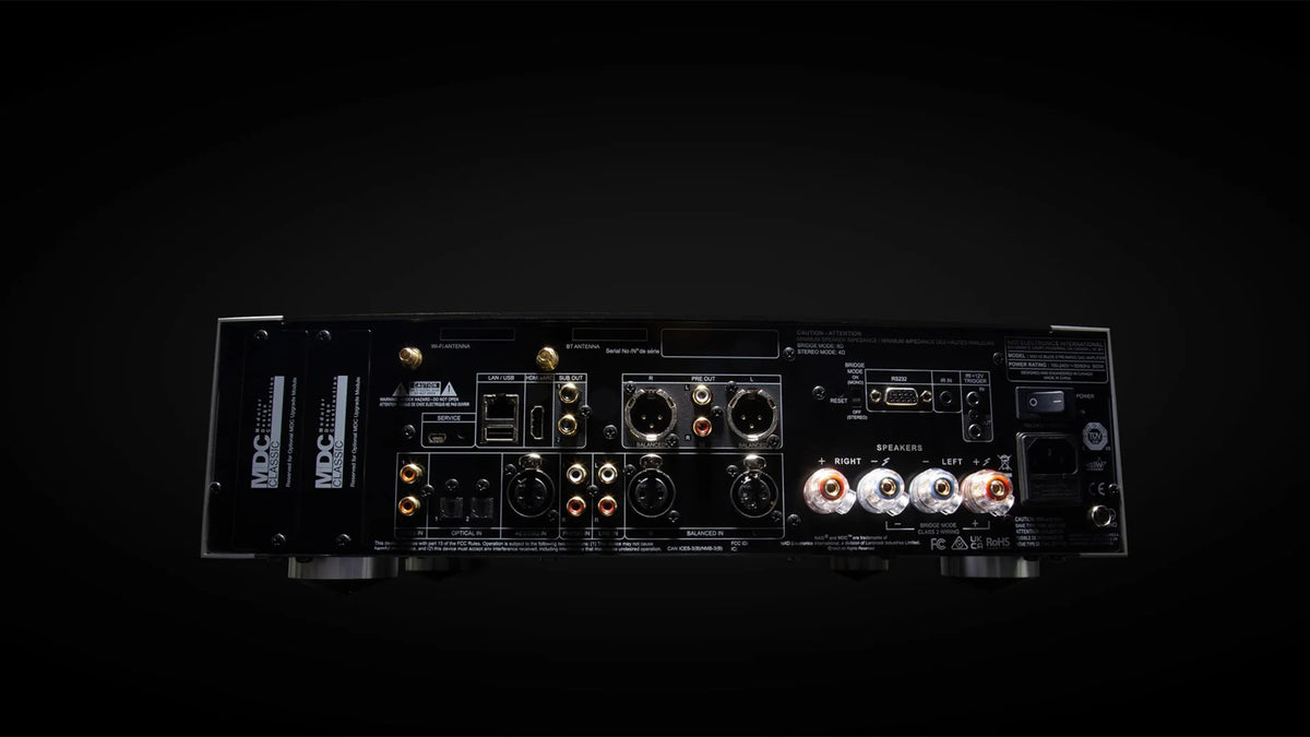 NAD M33 v2