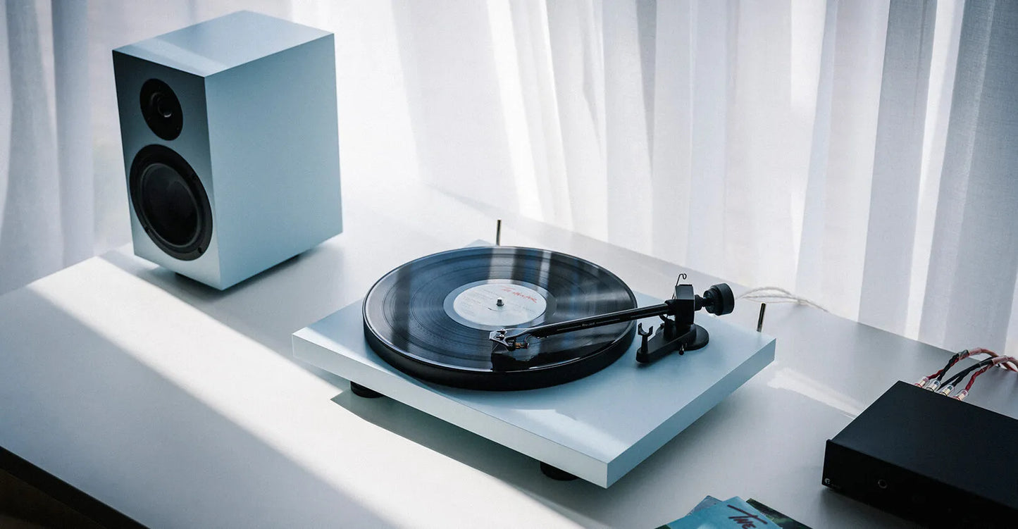 Pro-Ject Colourful Audio System 2